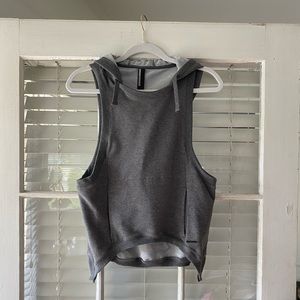 Crop sleeveless work out sweatshirt